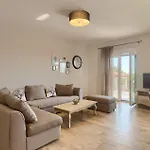 בית נופש Sime פורץ
