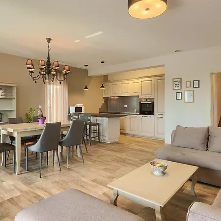 Sime Holiday home *